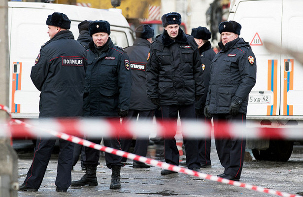 Пьяный полицейский устроил поножовщину в баре на Урале 