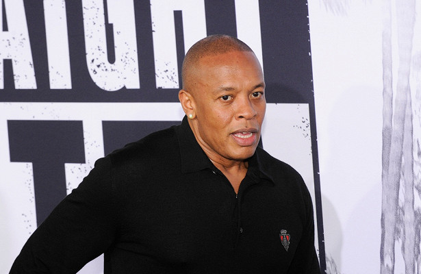 СМИ: американский рэпер Dr. Dre попал в реанимацию 